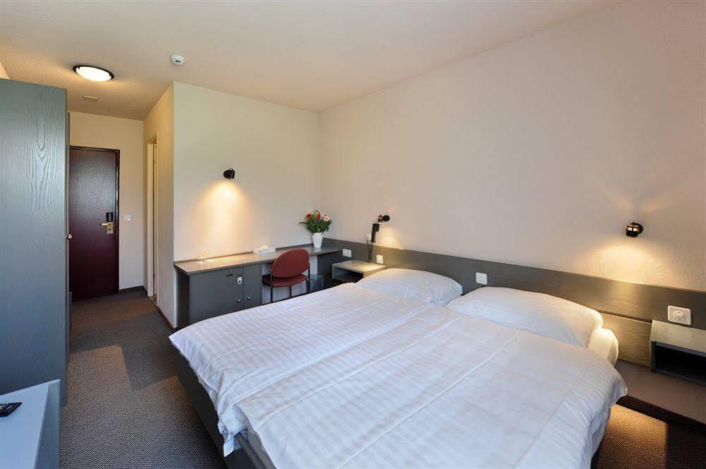 Hotel Des Mosaiques Orbe Εξωτερικό φωτογραφία